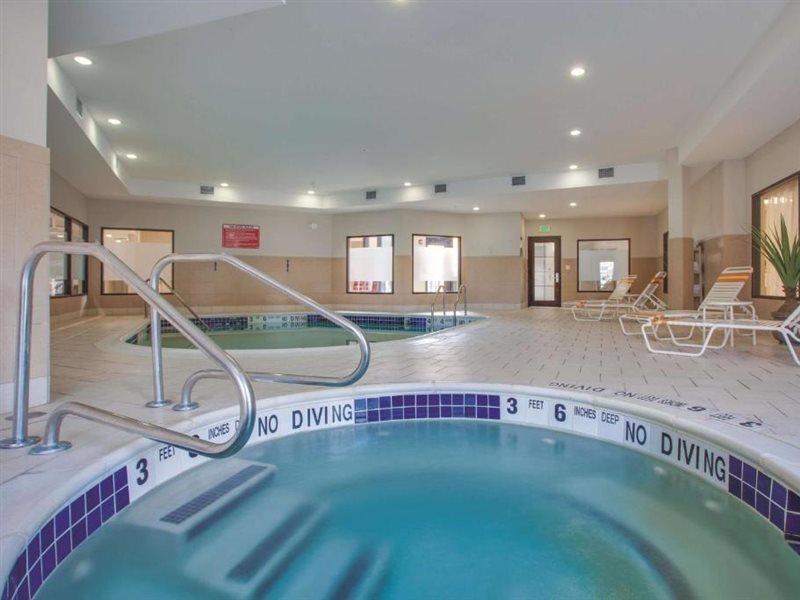 Comfort Inn & Suites Verona At Turning Stone Resort Casino Buitenkant foto