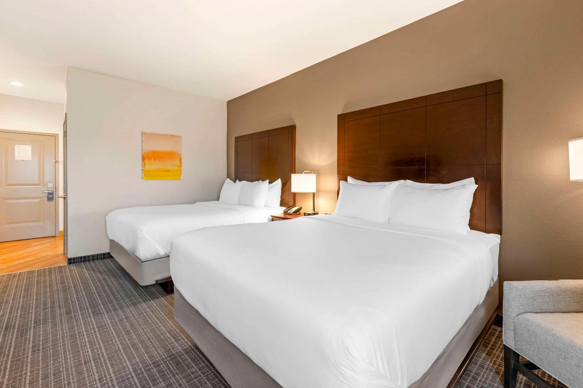 Comfort Inn & Suites Verona At Turning Stone Resort Casino Buitenkant foto