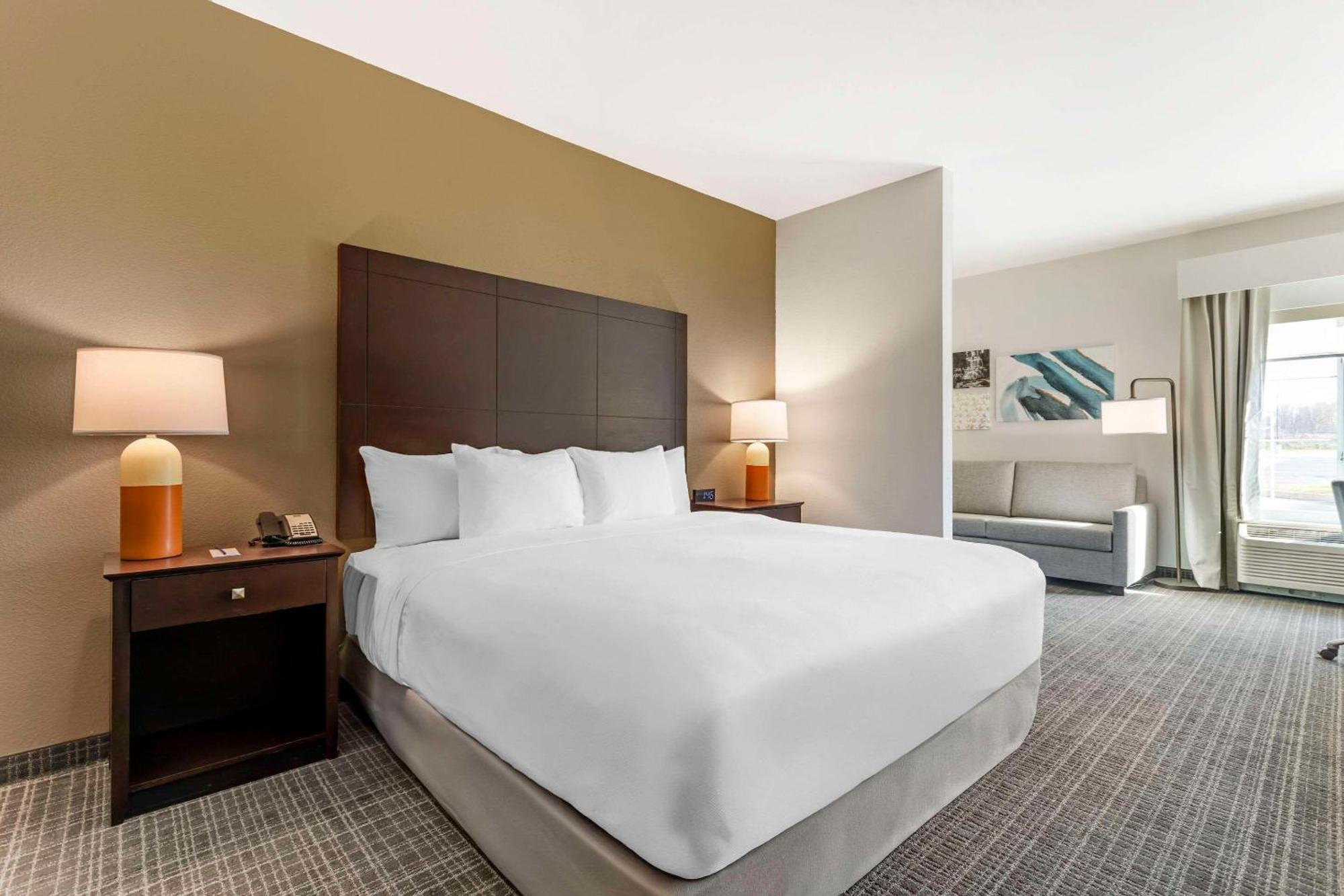Comfort Inn & Suites Verona At Turning Stone Resort Casino Buitenkant foto