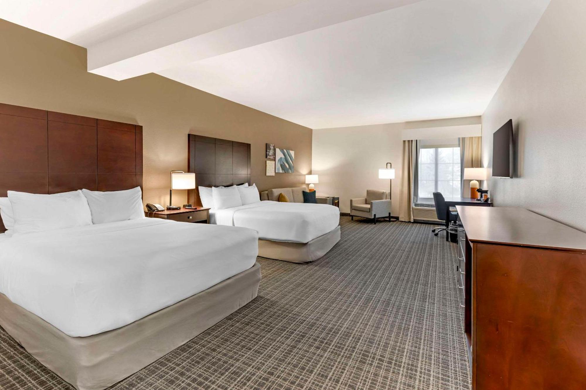 Comfort Inn & Suites Verona At Turning Stone Resort Casino Buitenkant foto