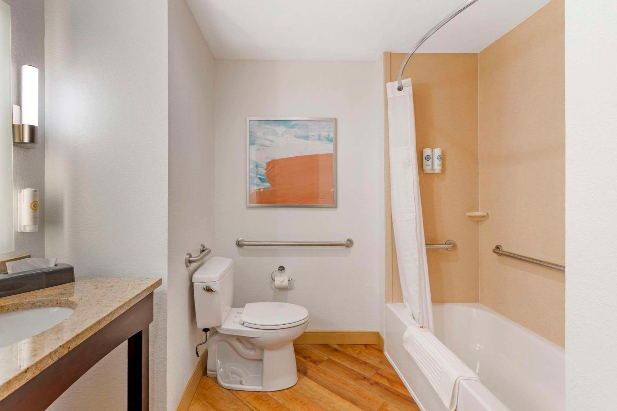 Comfort Inn & Suites Verona At Turning Stone Resort Casino Buitenkant foto